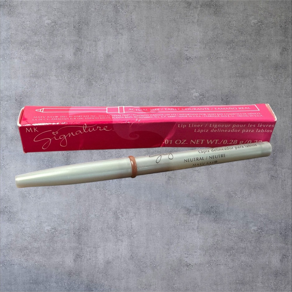 Mary Kay‎ MK Signature Lip Liner Neutral 0.01oz New Mechanical Pencil